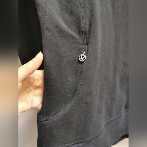 Lululemon Rest Day PulloverBlack size 10 ptp 23 - Picture 10 of 15